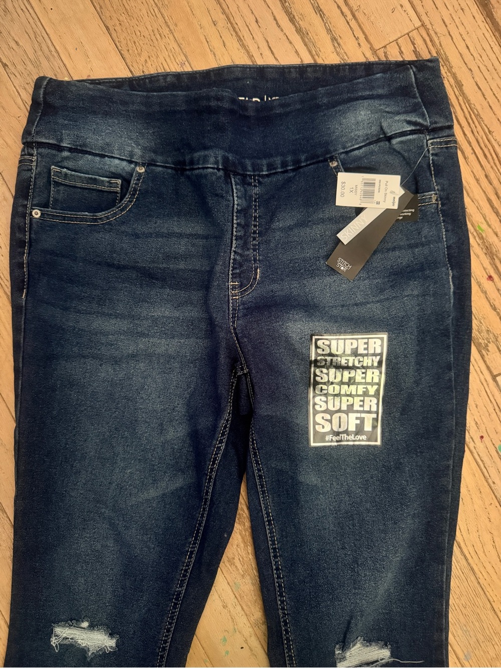 NWT Stitch Star Mid Rise Elastic Waist Distressed Skinny Jeans 1X - Picture 1 of 8